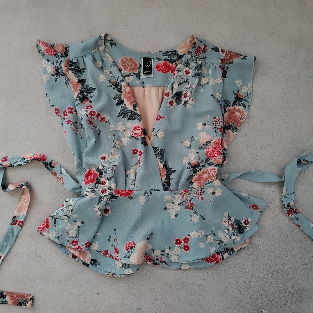 Floral Deep V Blouse